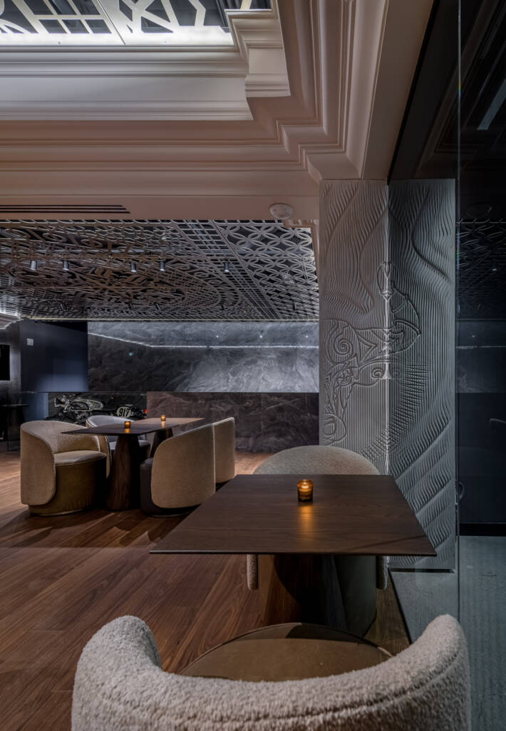 restaurant tables 